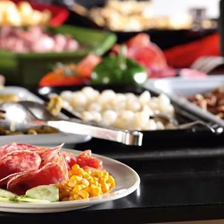 Le Terra Nova Hotell 3*