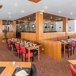 Le Terra Nova 3* لا بلاني